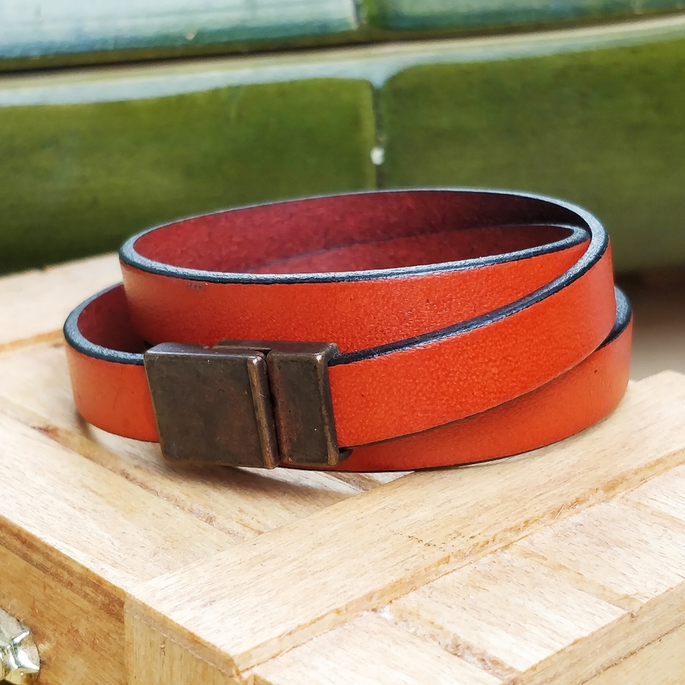 Genuine leather triple wrap bracelet